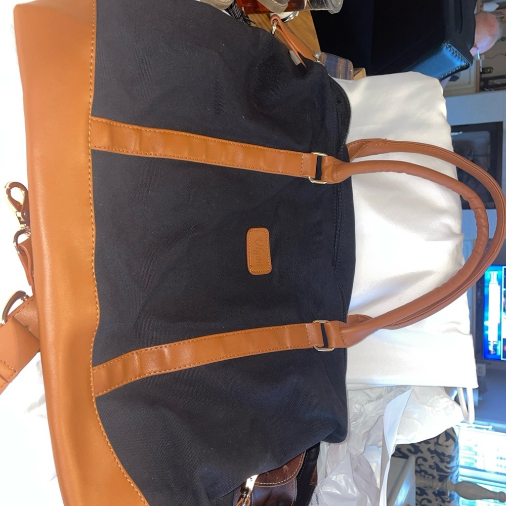 Stylish Black and Tan Women's Bag